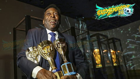 Brasilian Legend pele with three World cups