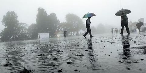 ലക്ഷദ്വീപിൽ മഴ തുടരും; മത്സ്യത്തൊഴിലാളികൾ കടലിൽ പോകരുതെന്ന് മുന്നറിയിപ്പ്