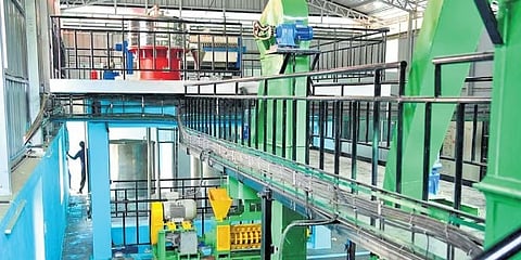 സഹകരണ വകുപ്പിൻ്റെ മൂല്യവർധിത കാർഷിക ഉൽപന്നങ്ങൾ കടൽ കടക്കുന്നു;
ആദ്യ കയറ്റുമതി മന്ത്രി വി.എൻ വാസവൻ ഫ്ലാഗ് ഓഫ് ചെയ്തു