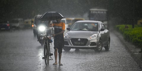 മഴ മുന്നറിയിപ്പ് പുതുക്കി കേന്ദ്ര കാലാവസ്ഥ വകുപ്പ്