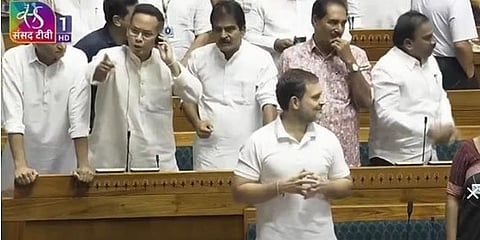 നീറ്റിൽ പ്രത്യേക ചർച്ചയ്ക്ക് അനുമതിയില്ല; സഭ ബഹിഷ്കരിച്ച് പ്രതിപക്ഷം