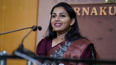 സംസ്ഥാനത്ത് ഐഎഎസ് ഉദ്യോഗസ്ഥ തലപ്പത്ത്  മാറ്റം; രേണു രാജ് എസ്‌ടി വകുപ്പ് ഡയറക്ടർ