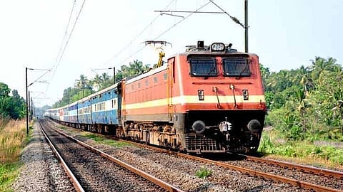 യാത്രാദുരിതത്തിന് ആശ്വാസം; കണ്ണൂരിലേക്ക് പുതുതായി അനുവദിച്ച പാസഞ്ചർ ട്രെയിൻ കാസർ​ഗോ‍ഡുമെത്തും