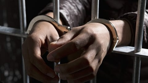 ദുബായ് നിയമ ലംഘനം: ചൈനീസ് കമ്പനിയിൽ ജോലി ചെയ്തിരുന്ന ഇന്ത്യക്കാരെ തടവിലാക്കി