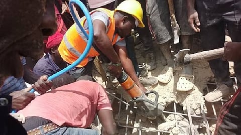 നൈജീരിയയിൽ പരീക്ഷക്കിടെ കെട്ടിടം തകർന്ന് വീണ് 16 വിദ്യാർഥികൾ മരിച്ചു