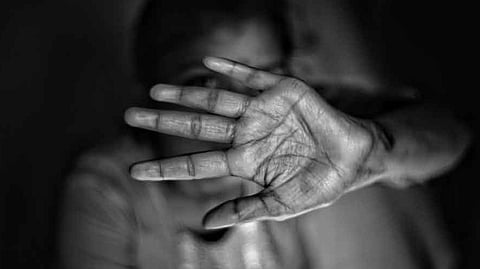 കർണാടകയിൽ ആശുപത്രിയിൽ 65കാരിക്ക് പീഡനം; ജീവനക്കാരൻ അറസ്റ്റിൽ