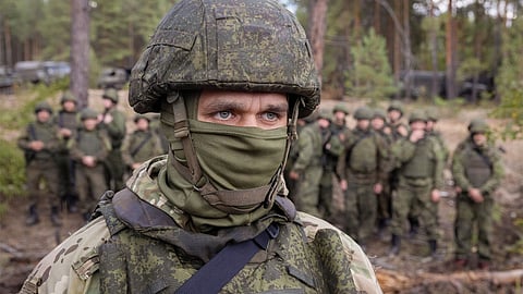 റഷ്യൻ പട്ടാളത്തിലെത്തിയ മലയാളികൾക്ക് ഭക്ഷണം ലഭിക്കുന്നില്ല; രണ്ടാഴ്ചയായി ഒരു നേരം സൂപ്പ് മാത്രം: ആരോപണവുമായി കുടുംബാംഗങ്ങൾ