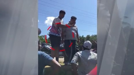 മൂവാറ്റുപുഴയിൽ വിദ്യാർഥികൾക്കു നേരെ വടിവാൾ വീശി ഭീഷണി; യുവാവ് അറസ്റ്റിൽ