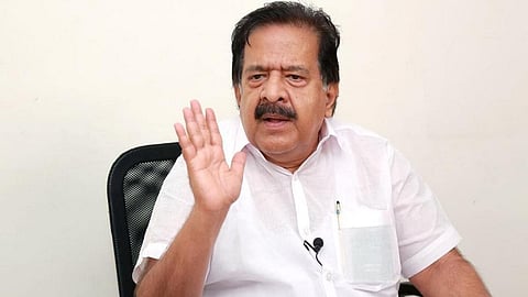 എല്ലാത്തിൻ്റെയും ഒന്നാം പ്രതി മുഖ്യമന്ത്രിയാണ്; മുഖ്യമന്ത്രിയുടെ ഓഫീസ് എല്ലാ കള്ളക്കടത്തുകാരുടെയും താവളം: രമേശ് ചെന്നിത്തല