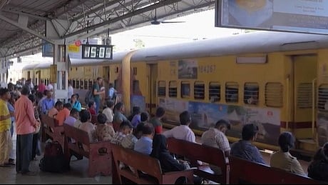 യാത്രക്കാർക്ക് ആശ്വാസം; പുനലൂർ - മധുര എക്സ്പ്രസ്സ്‌ ട്രെയിൻ വില്ലുപുരം വരെ നീട്ടാൻ നിർദേശം