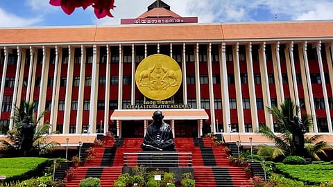 നിയമസഭ സമ്മേളനത്തിന് നാളെ തുടക്കം; സർക്കാരിനെതിരെ ആഞ്ഞടിക്കാൻ പ്രതിപക്ഷം