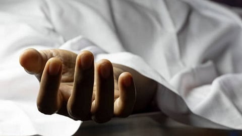 തൃശൂരിൽ തലയറ്റ നിലയിൽ  കണ്ടെത്തിയ മൃതദേഹം ആസാം സ്വദേശിയുടേതെന്ന് സൂചന; കൊലപാതകമെന്ന് സംശയം