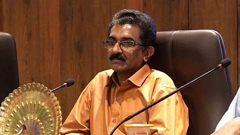 എഡിഎമ്മിൻ്റെ മരണം: പത്തനംതിട്ട കളക്ടറേറ്റിൽ നാളെ കൂട്ട അവധി, റവന്യൂ വിഭാഗം ജീവനക്കാർ ജോലിയിൽ നിന്ന് വിട്ടുനിൽക്കും