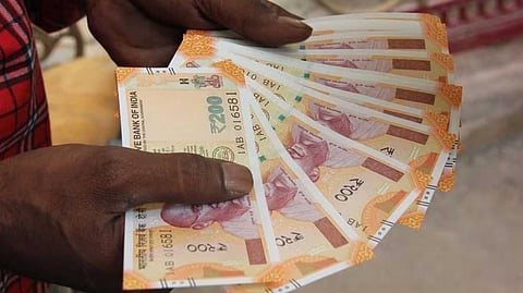 സംസ്ഥാനത്ത് ക്ഷേമ പെൻഷൻ അനുവദിച്ചു; തുക ഈ മാസം കൈമാറും