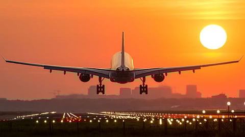 വിമാന യാത്രക്കാരില്‍ ഭയത്തിന്റെ വിത്ത് വിതയ്ക്കുന്ന വ്യാജ ബോംബ് ഭീഷണികള്‍ക്ക് പിന്നില്‍