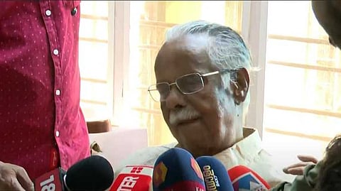 എം.ടിയുടെ ലോകം വളരെ വിശാലമാണ്, എന്‍റേത് ഒരു ചെറിയ ലോകവും; വികാരാധീനനായി ടി. പത്മനാഭന്‍