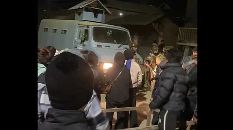 സുരക്ഷാ സേനയെ പിൻവലിക്കാത്തതിൽ പ്രതിഷേധം;  മണിപ്പൂരിൽ കാങ്പോക്പിയിൽ എസ്‌പി ഓഫീസിന് നേരെ ആക്രമണം, നിരവധി പേർക്ക് പരുക്ക്