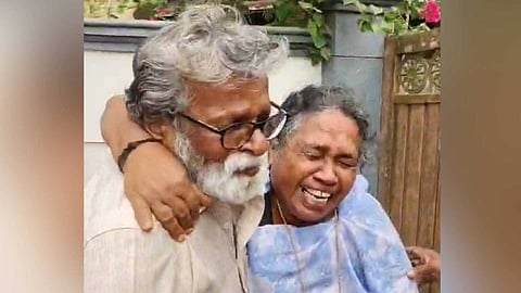 വർക്കലയിൽ മാതാപിതാക്കളെ വീട്ടിൽ നിന്ന് പുറത്താക്കി; പൊലീസ് ആവശ്യപ്പെട്ടിട്ടും ഗേറ്റ് തുറക്കാതെ മകൾ