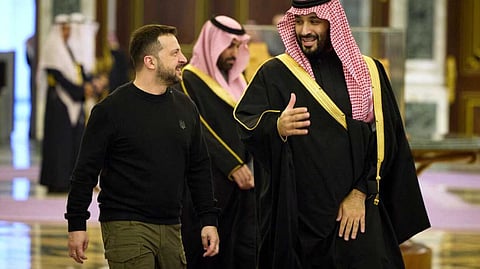 സൗദിയിലെത്തി സെലന്‍സ്‌കി, മുഹമ്മദ് ബിന്‍ സല്‍മാനുമായി കൂടിക്കാഴ്ച; യുഎസ്-യുക്രെയ്ന്‍ ഉന്നതതല ചര്‍ച്ച നാളെ