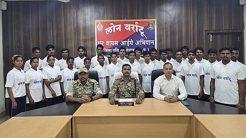 ആയുധം വെച്ച് കീഴടങ്ങിയ മാവോവാദികൾക്ക് ഇനി പുതു ജീവിതം; തൊഴിൽ പരിശീലന-പഠന സൗകര്യങ്ങൾ ഒരുക്കി ഛത്തീസ്​ഗഢ് സർക്കാർ