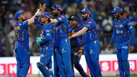 കരുത്തായി ഹാർദിക്കിൻ്റെ ഓൾറൗണ്ട് പ്രകടനം; ഹൈദരാബാദിനെ തകർത്ത് മുംബൈ