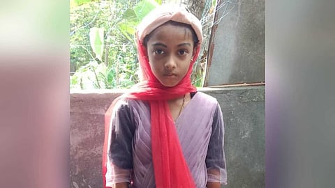 മലപ്പുറത്ത് ചക്ക വീണ് ഒൻപത് വയസുകാരിക്ക് ദാരുണാന്ത്യം; അപകടം വീട്ടുമുറ്റത്ത് കളിക്കുന്നതിനിടെ