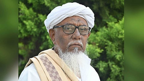 "അസ്ഗറലി ഫൈസിയെ പുറത്താക്കിയ നടപടി പുനഃപരിശോധിക്കണം": സമസ്ത കേന്ദ്ര മുശാവറ