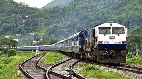 അതിർത്തി മേഖലകളിൽ രാത്രികാല സർവീസുകൾ റദ്ദാക്കി ഇന്ത്യൻ റെയിൽവേ; സമയം പുനഃക്രമീകരിക്കും