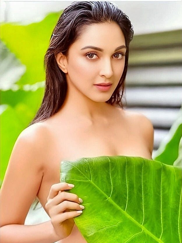 Kiara Advani sets internet ablaze 21 Images | Sensuous Images of Kiara  Advani