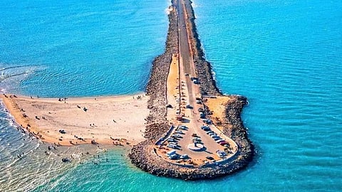 வெறும் 10 ரூபாய் இருந்த போதும்! தனுஷ்கோடியில் இருந்தே இலங்கையை ரசிக்க முடியுமா?