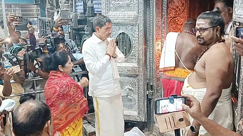 Governor RN Ravi Swamy Darshan at Rameswaram Temple!