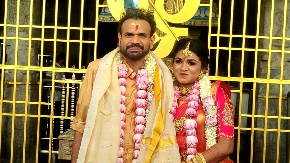 நடிகர் பிரேம்ஜியின் திருமண புகைப்படங்கள்!