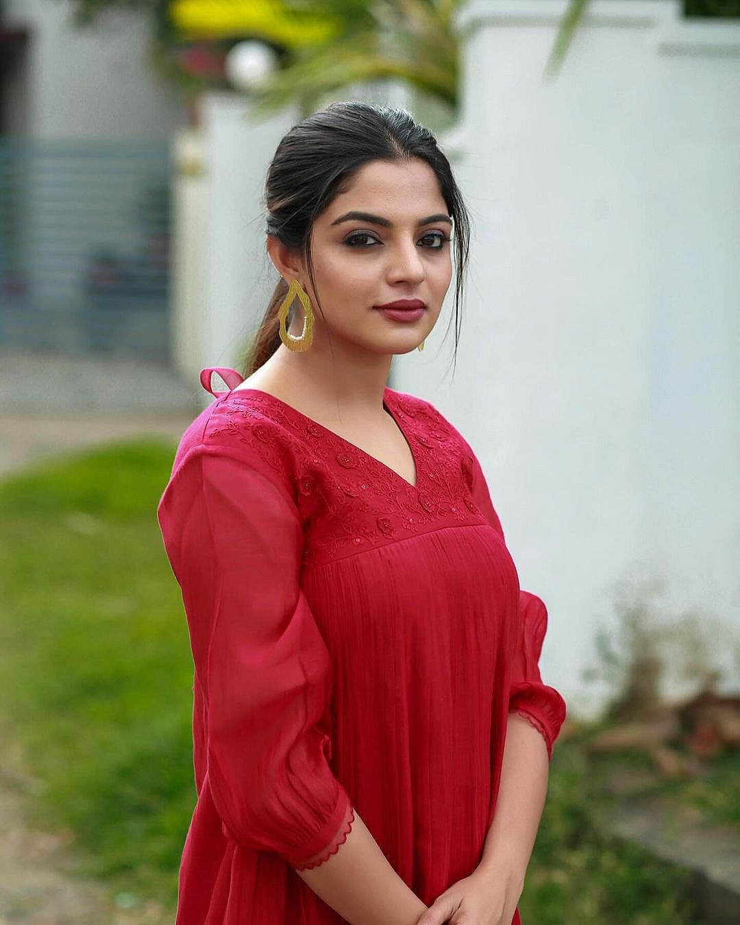 Nikhila vimal: அழகிய லைலா நிகிலா விமலின் ரீசண்ட் புகைப்படங்கள்!