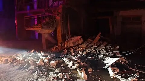 Earth quake