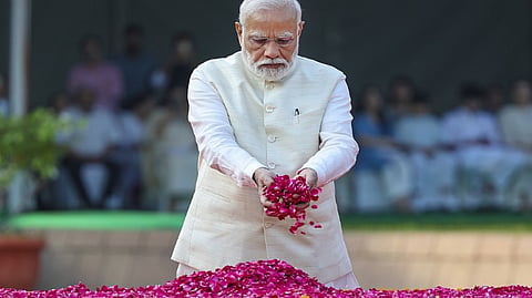 பிரதமர் மோடி மரியாதை