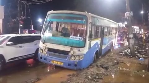 மேலூர், மதுரை  Story Subject