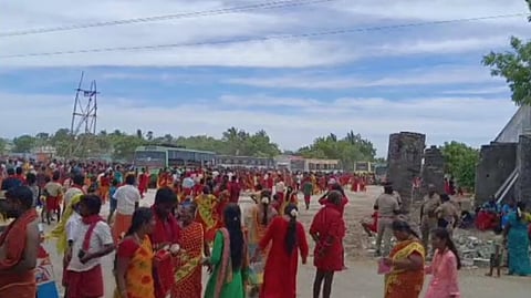 குலசேகரன்பட்டினம் - தூத்துக்குடி