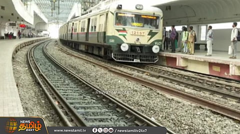 பீச் - வேளச்சேரி ரயில் சேவை தொடங்கின