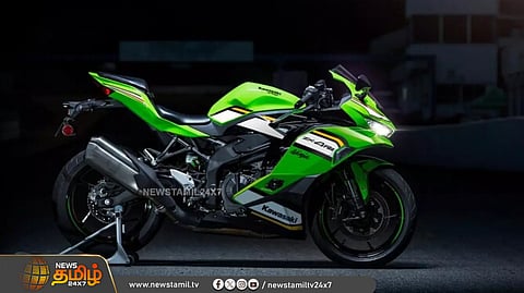 நின்ஜா ZX 4RR