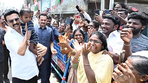 முதலமைச்சருக்கு உற்சாக வரவேற்பு