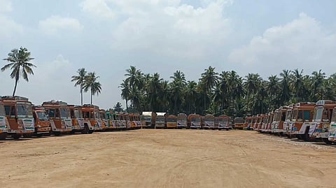 Lorry strike tut