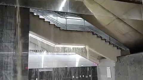 Mumbai rain inside metro