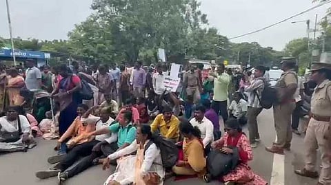 Part time teachers protest