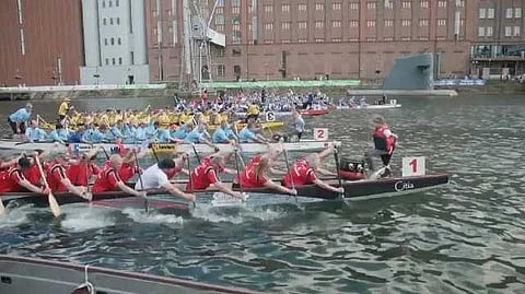 Dragon boat racing
