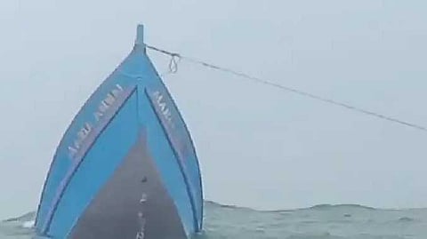 Kerla boat fall