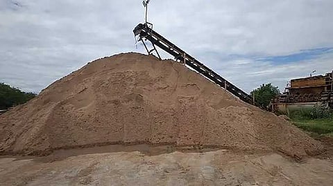 DGL Duplicate sand