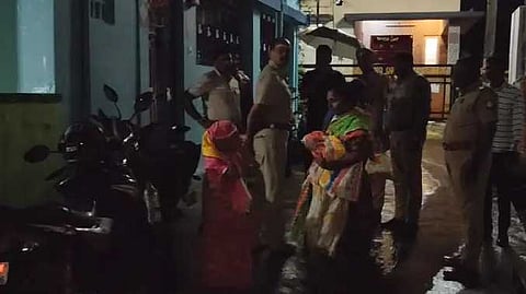 TPR Lady protest with baby