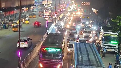 GST Road traffic