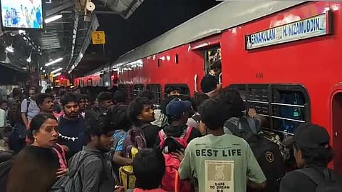 Tirupur diwali crowd