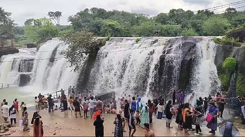 Tilparapu Falls